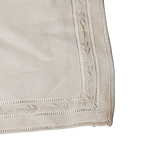 Vintage Embroidered Handkerchief Beige Floral Linen Small Bridal Pocket Scarf - Picture 2 of 8